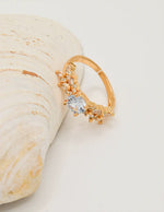 aurora_glow_adjustable_crown_ring_center_stone_focus