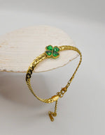 golden_leaf_heart_charm_bracelet_closeup_with_goden_plating