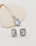 radiant_glamour_silver_set luxury canadian jewellery set with silver pendant necklace and sparkling earrings, tiktok viral necklaces canada