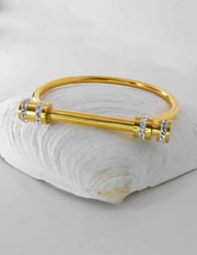 Close-up of EdgeGleam permanent bracelet bar-lock clasp