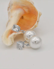 earrings_pearl_earrings_gold_finish_square_crystal_stud_with_pearl_drop_canada